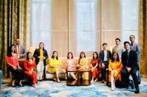 Sun Life Crimson Queen NBO Royal Circle (3)